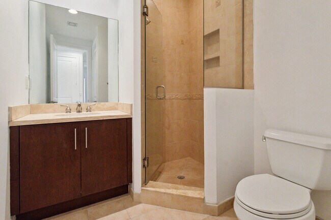 Building Photo - 12 SE 1st Ave