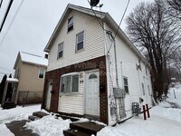 Building Photo - 219 Park St