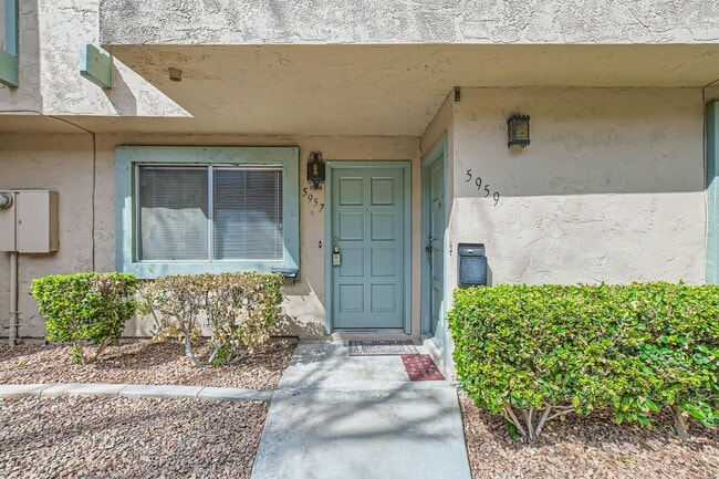 Building Photo - 5957 Vegas Dr