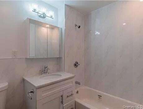 Building Photo - 88-56 162nd St