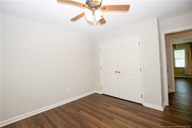 Building Photo - 184 Olde Farm Rd