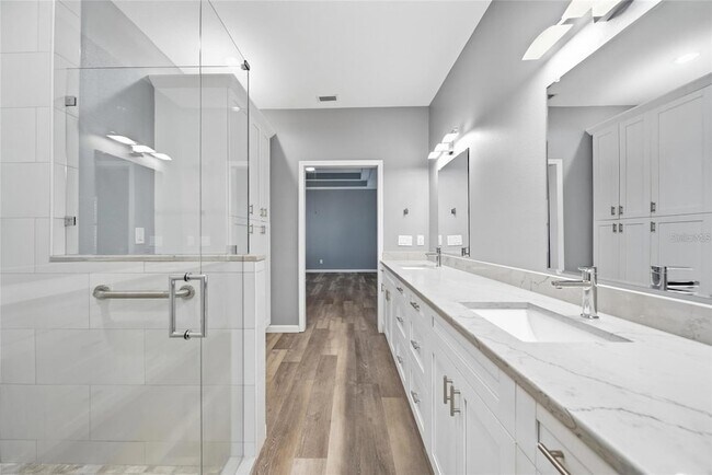 Building Photo - 5610 Golden Isles Dr