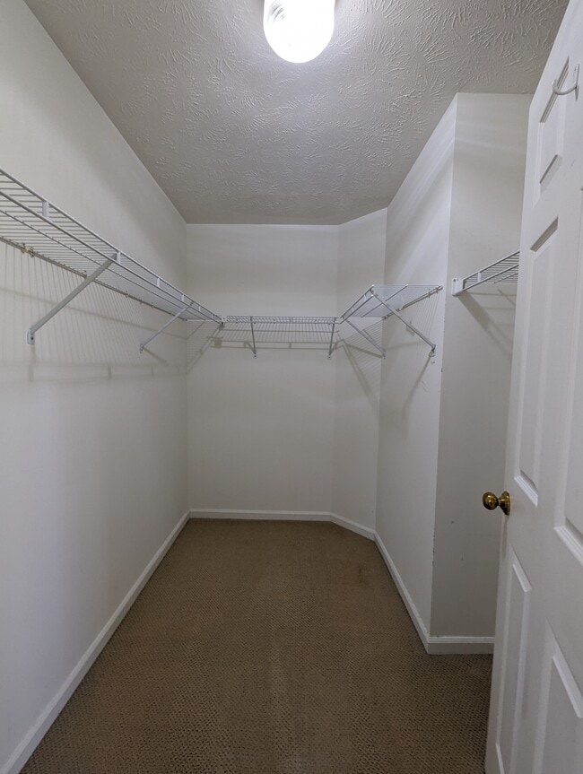 Building Photo - 1401 Francis Station Dr