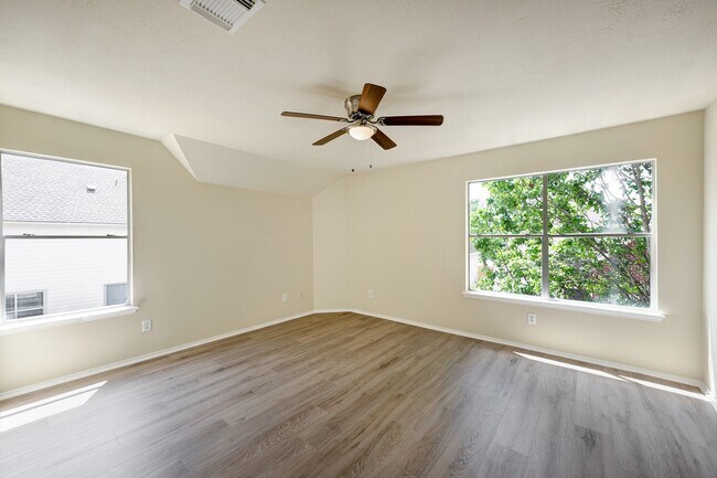 Building Photo - 2802 Austin St
