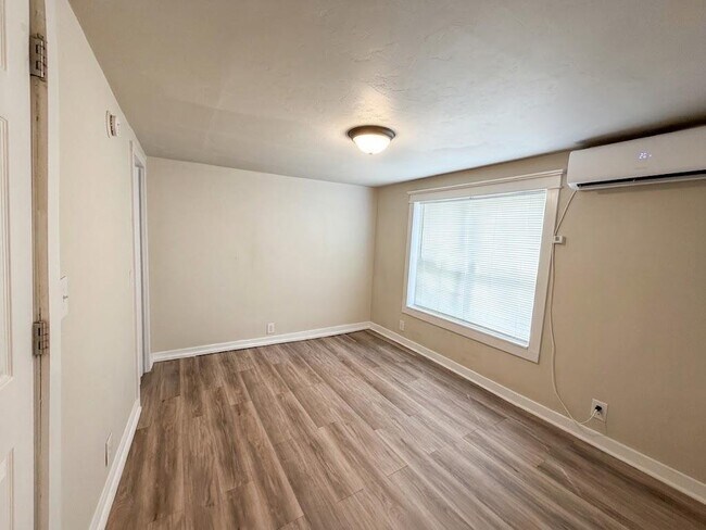 Building Photo - 230 W Himes St