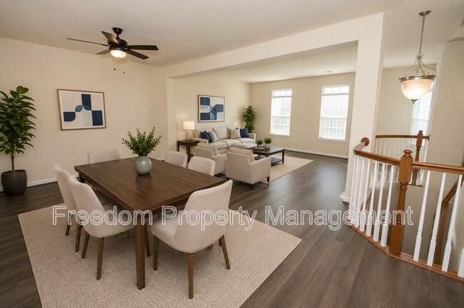 Building Photo - 7408 Brunson Cir