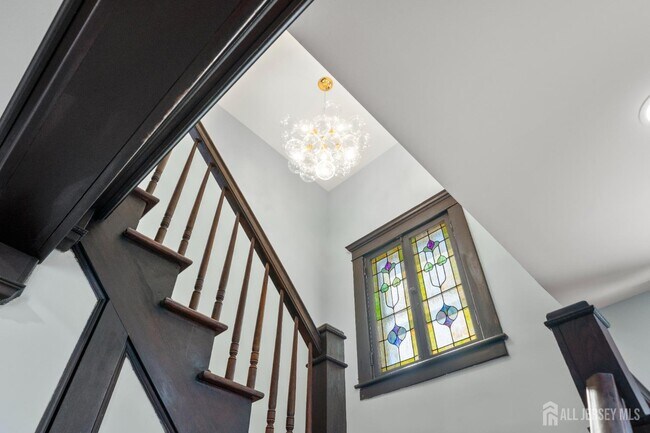 Building Photo - 657 Amboy Ave