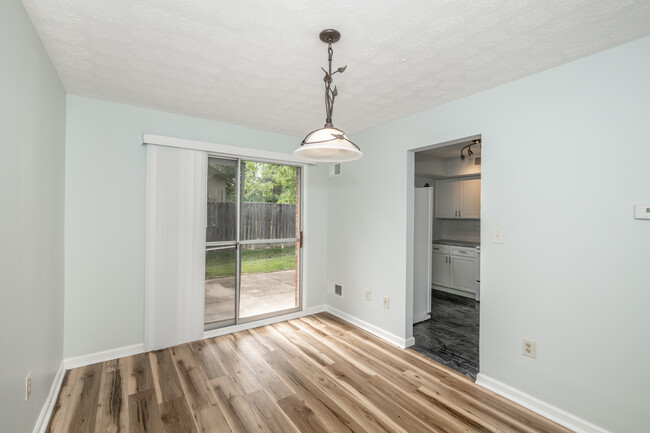 Dinning room - 7752 Montgomery Rd