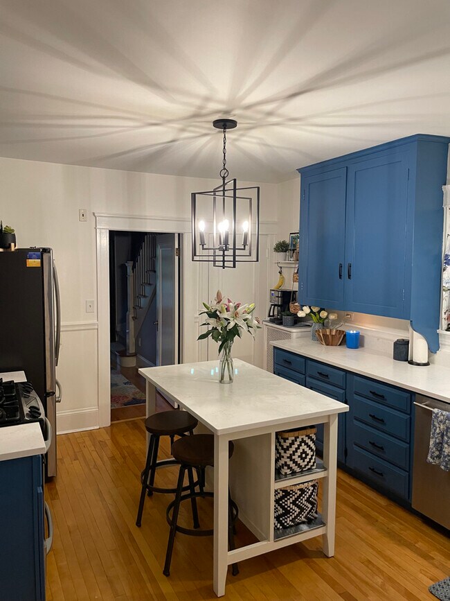 Building Photo - 18 High Ridge Rd