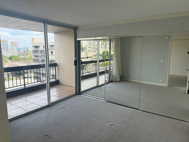 Building Photo - * $500 Credit Towards the First Month's Re...