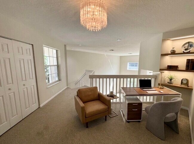 Building Photo - 23426 Alzira Cir