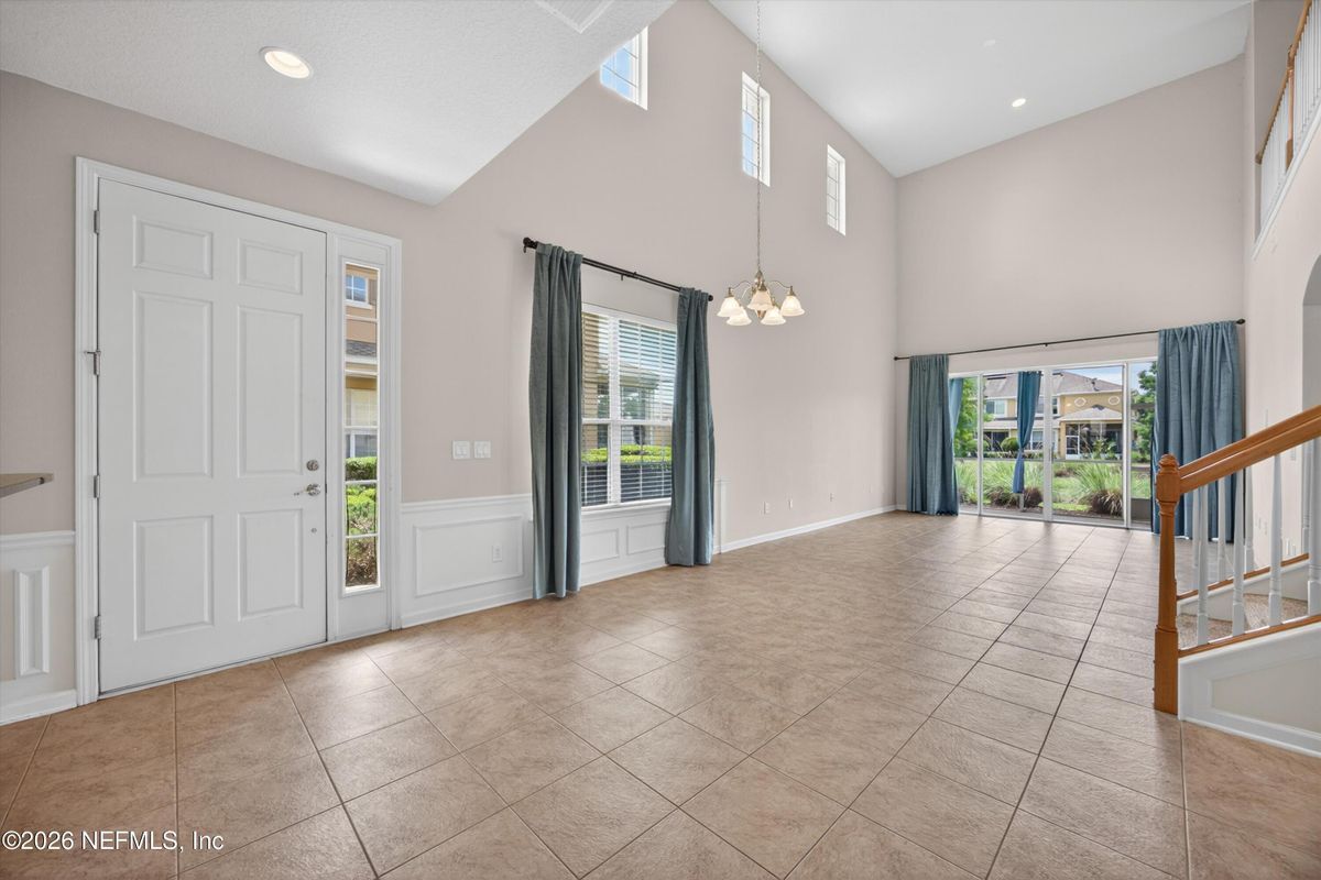 Building Photo - 14028 Saddlehill Ct