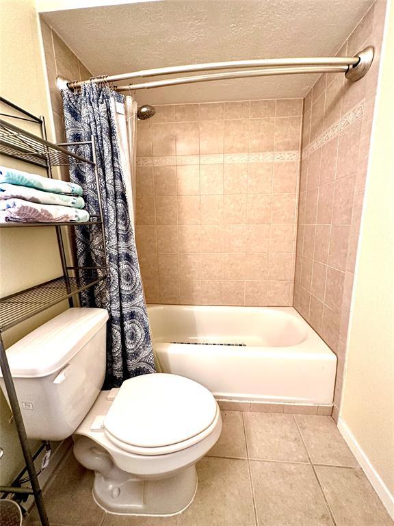 Building Photo - 500 Tiki Dr