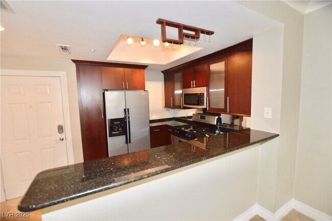 Building Photo - 270 E Flamingo Rd