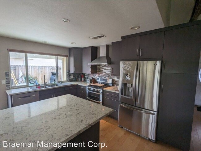 Building Photo - 3 br, 2 bath House - 3963 Greenwood Street