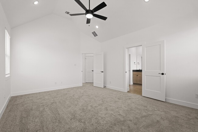 Building Photo - 9450 Autumn Vale Dr
