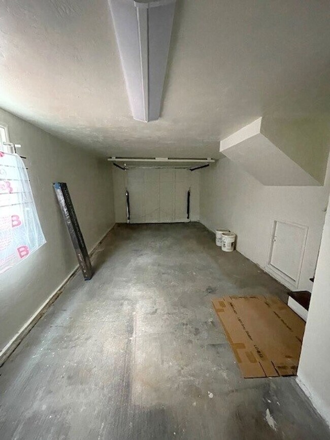 Building Photo - N6522