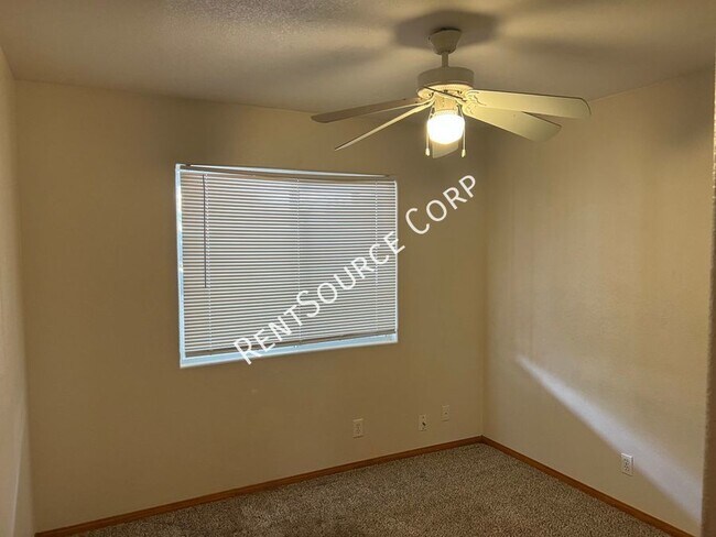 Building Photo - 3 Bedroom Home For Rent in Yermo Calico La...