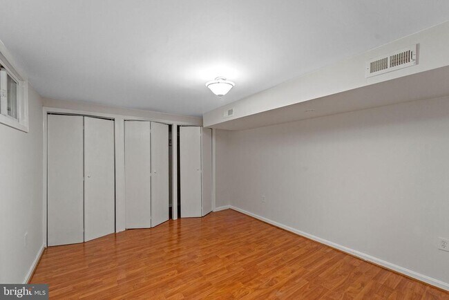 Building Photo - 12312 Streamvale Cir