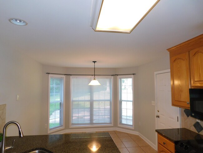Building Photo - 235 Harbor Landing Dr