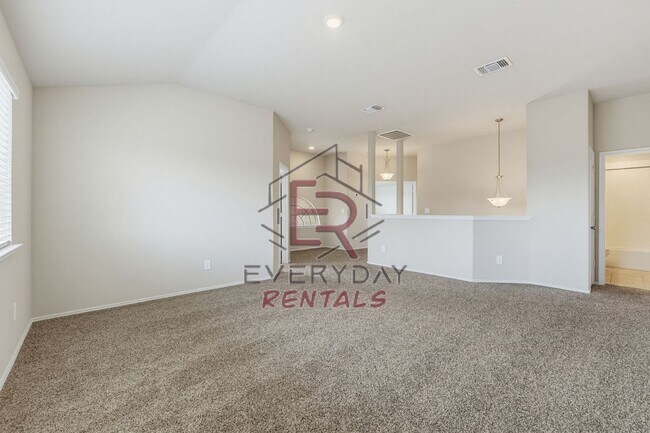 Building Photo - 2102 Gadwall Dr