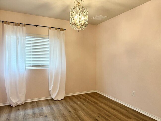 Building Photo - 408 Wincliff Dr
