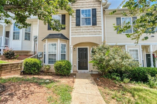Primary Photo - 102 Timber Ridge Dr
