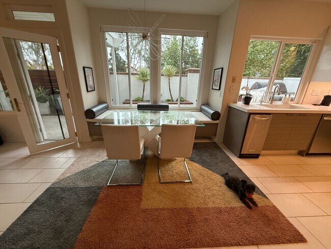 Building Photo - Gorgeous Orange Oasis Home-Available Now!