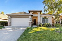 Building Photo - 4107 Ironwood Dr