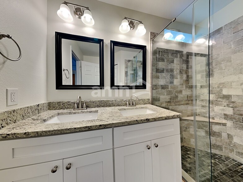 Building Photo - 1410 Dew Bloom Rd