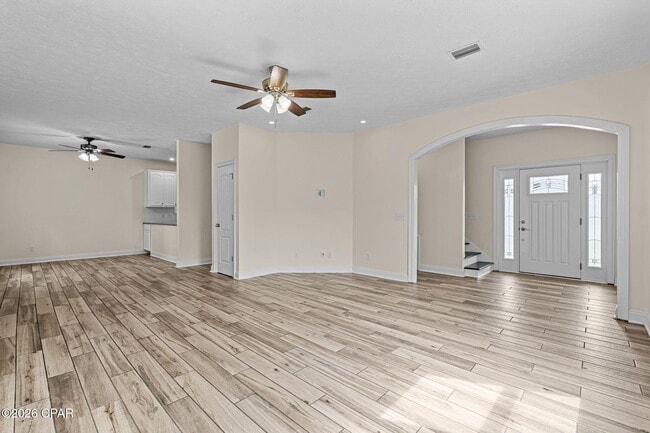 Building Photo - 203 Jase Ln