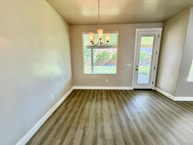Building Photo - 5973 S Kastra Ln