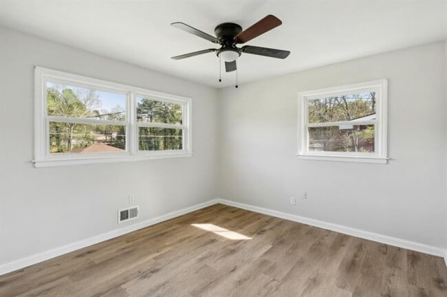 Building Photo - 2519 Miriam Ln