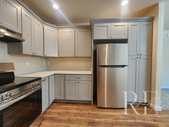 Building Photo - 50% OFF FIRST MONTH'S RENT!!!