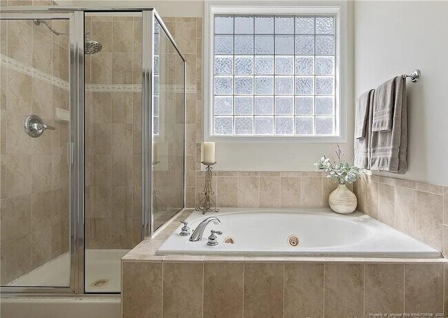 Building Photo - 177 Lamplighter Way