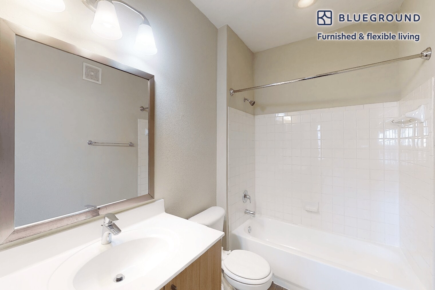 Building Photo - 2350 26th Ct S