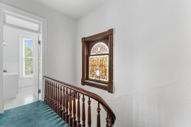 Building Photo - Huge Brick House in Victorian Village/Short North, Beautiful Woodwork 3 Car Garage and Swimming pool