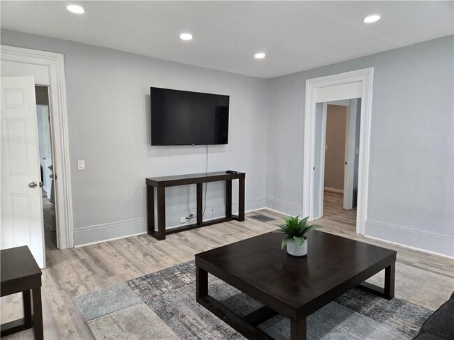 Building Photo - 2366 Spencerport Rd