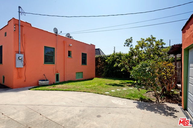 Building Photo - 2035 Selby Ave