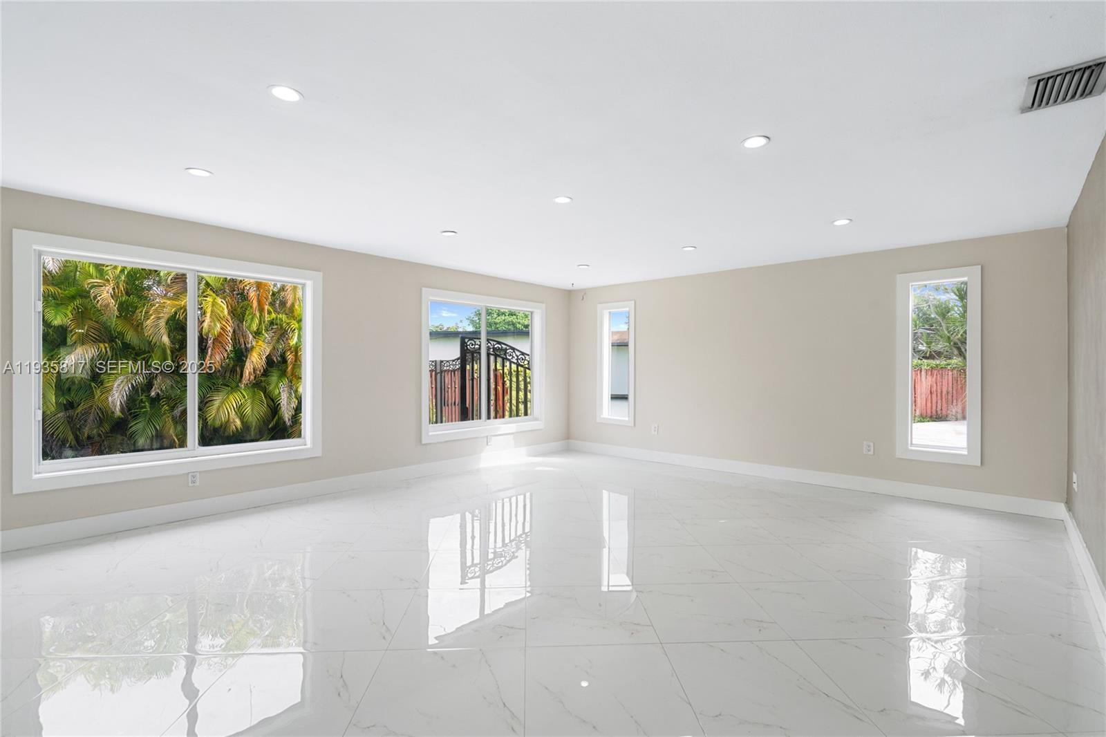 Building Photo - 13611 SW 77th St