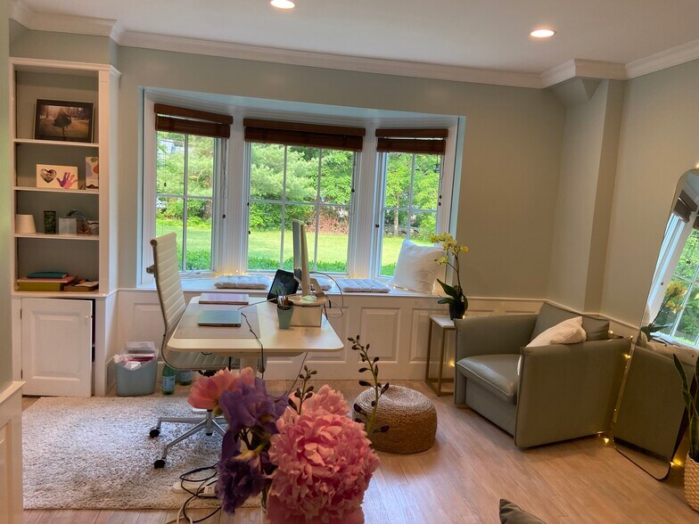 Office 1 of 2 - 18 Lincoln Ave