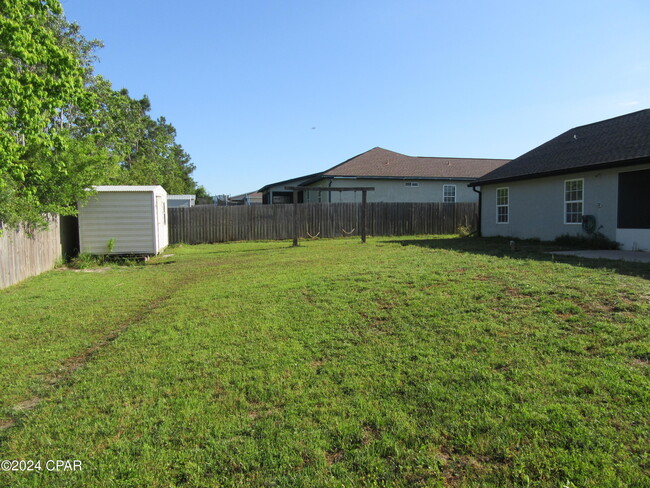 Building Photo - 918 Amber Way