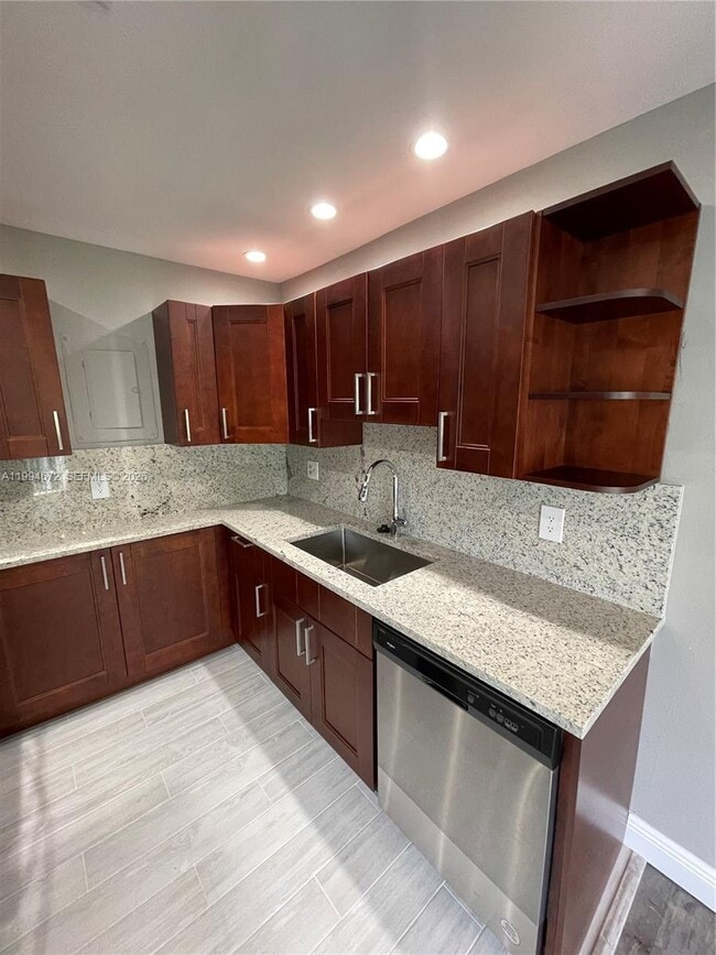 Building Photo - 8911 NW 28th Dr