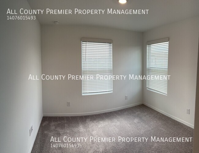 Building Photo - 6460 Barnstorm Wy