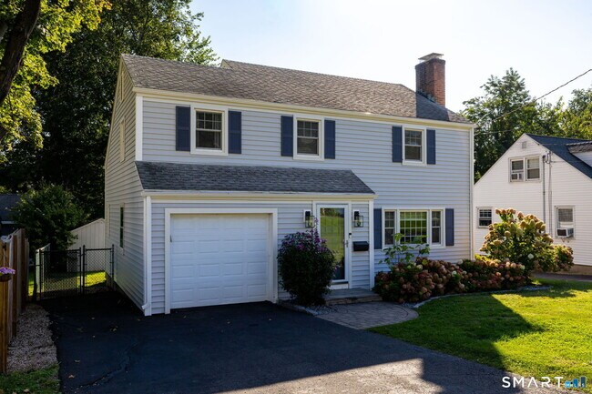 Building Photo - 170 Brunswick Ave