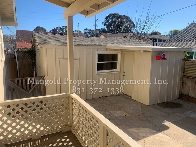 Building Photo - Spacious 3-Bed, 1.5-Bath Home with Private...