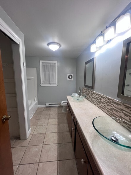 Building Photo - 73 Shawn Dr