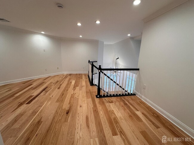 Building Photo - 6406 Fernandez Ct