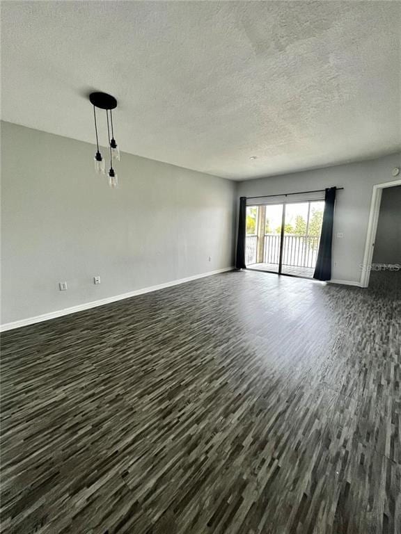 Building Photo - 6011 Skydale Way