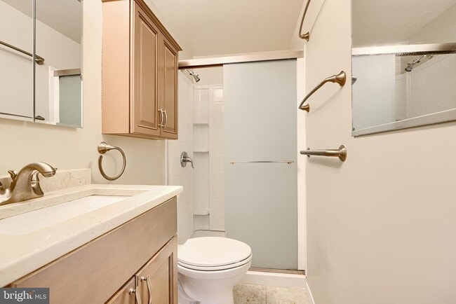 Building Photo - 1505 Westminster Ct